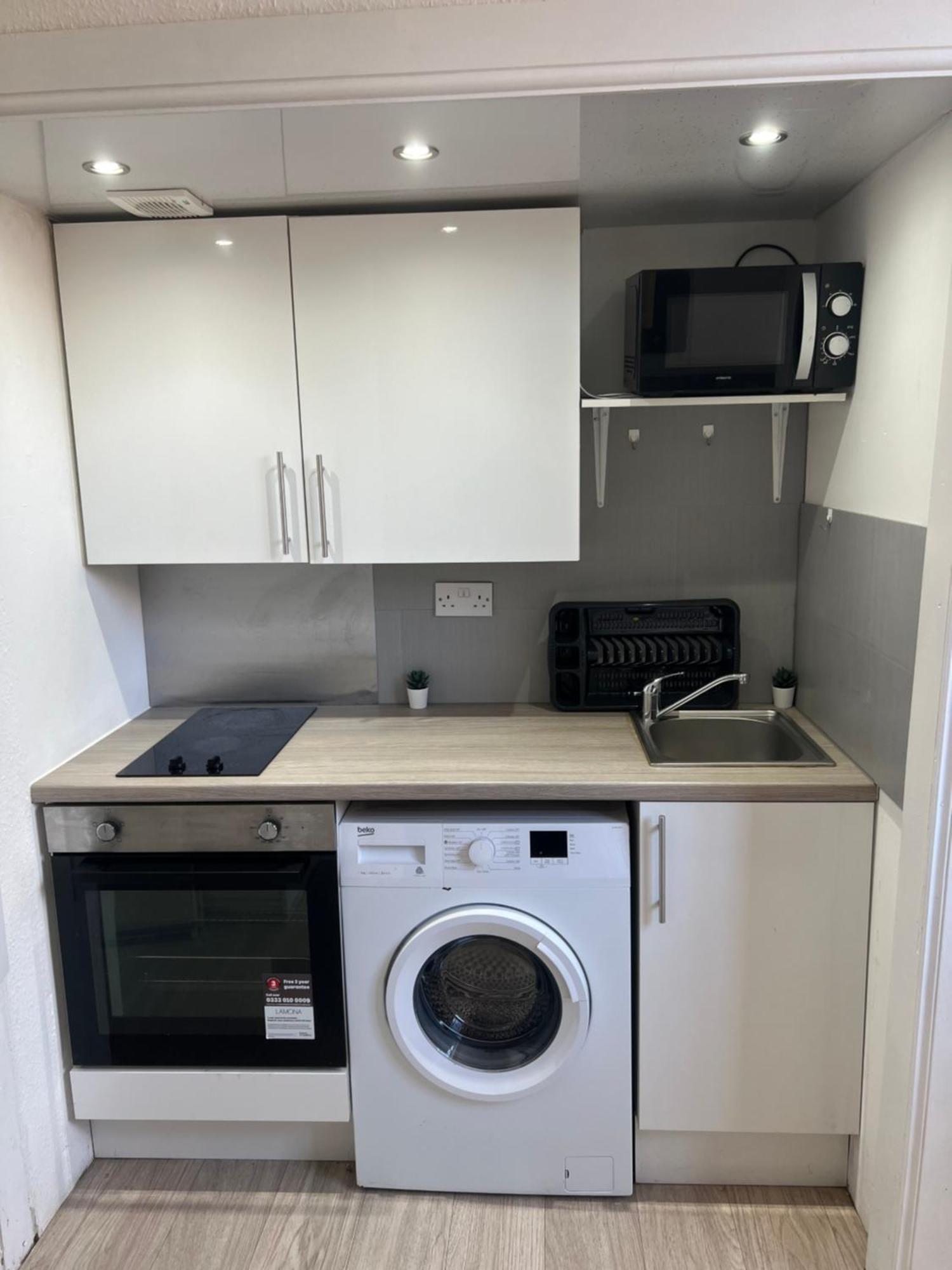 Great Western Road Studio With En Suite Glasgow Exterior photo