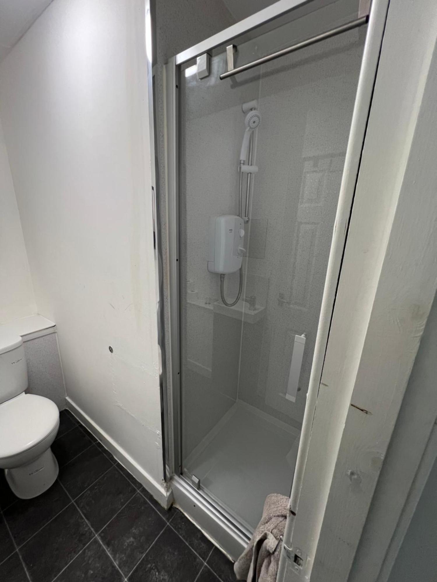 Great Western Road Studio With En Suite Glasgow Exterior photo